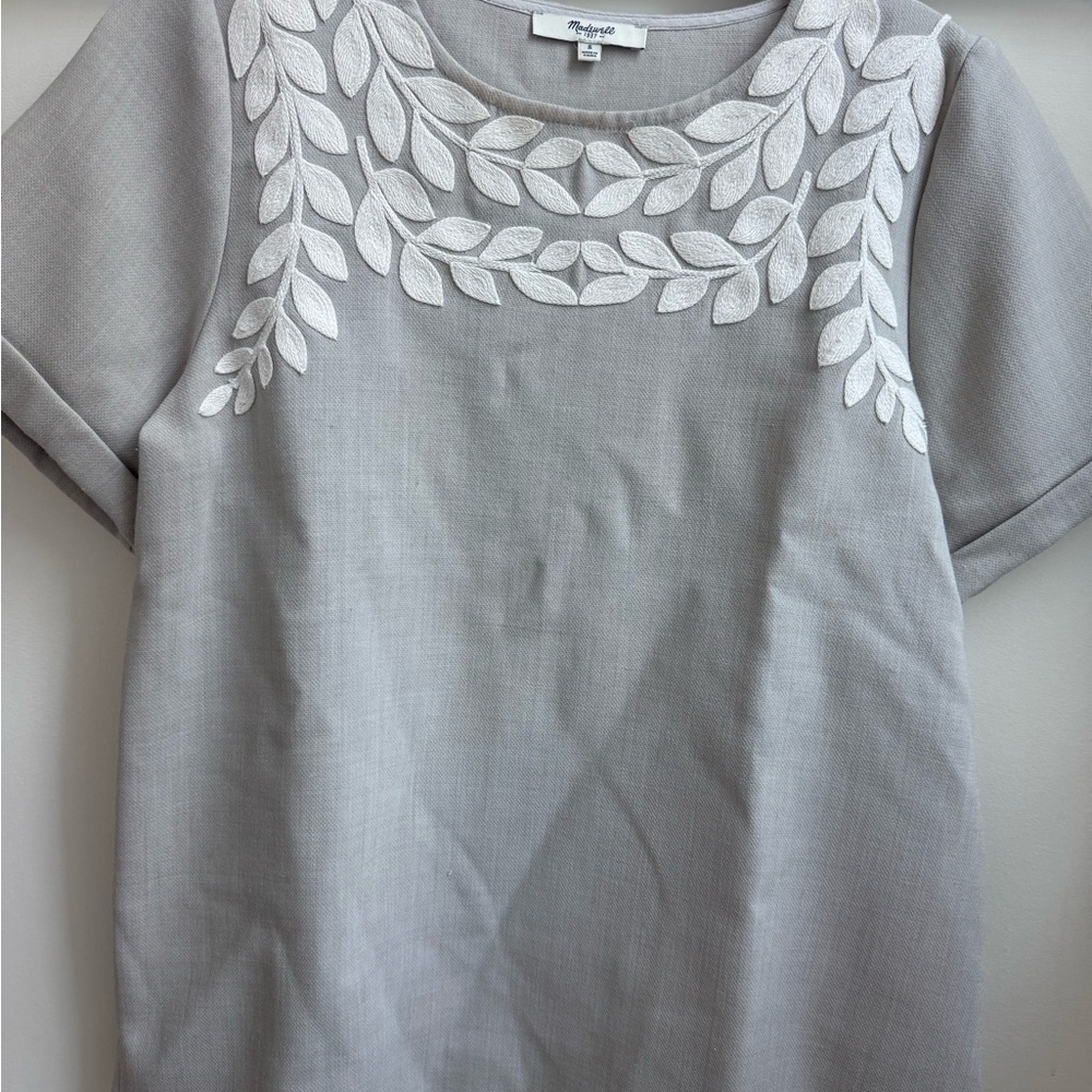 Madewell Gray Top with White Leaf Design